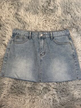 SHEIN Light Blue Denim Mini Skirt